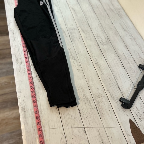 Adidas medium track pants zip ankles - Picture 10 of 13